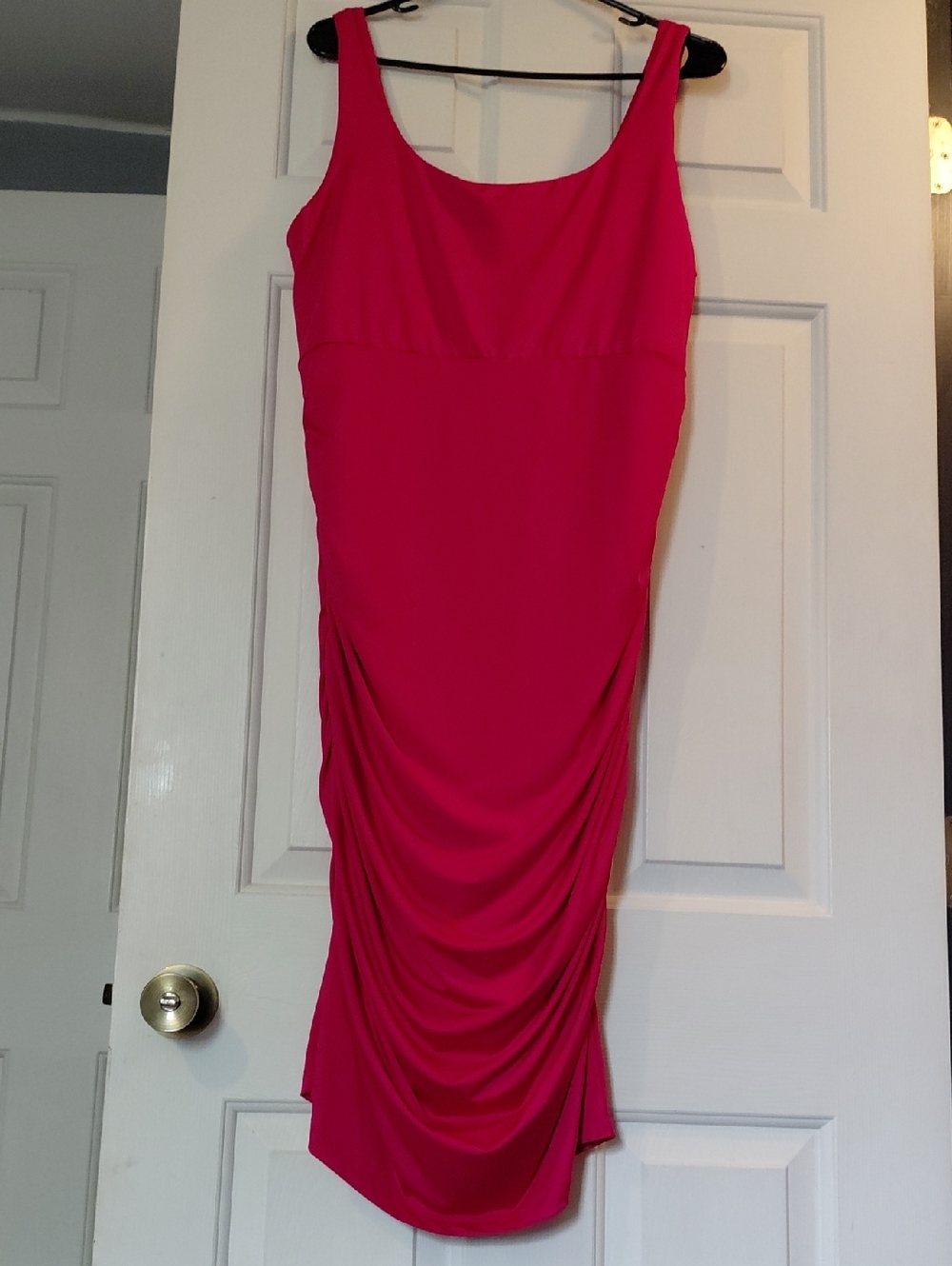 sofia by sofia vergara Hot Pink Ruched Sleeveless Midi Dress